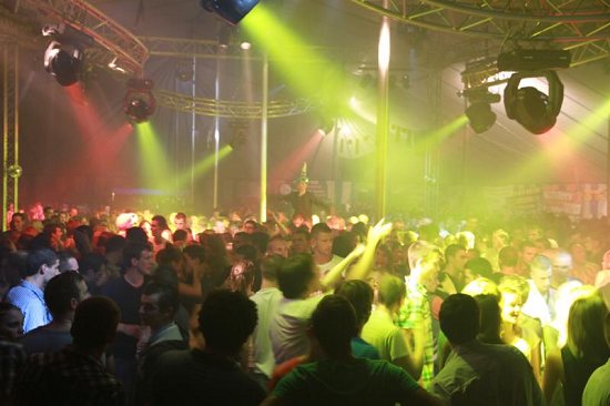 Montgolfiades et Dance Explosive Night Party - Molenbaix